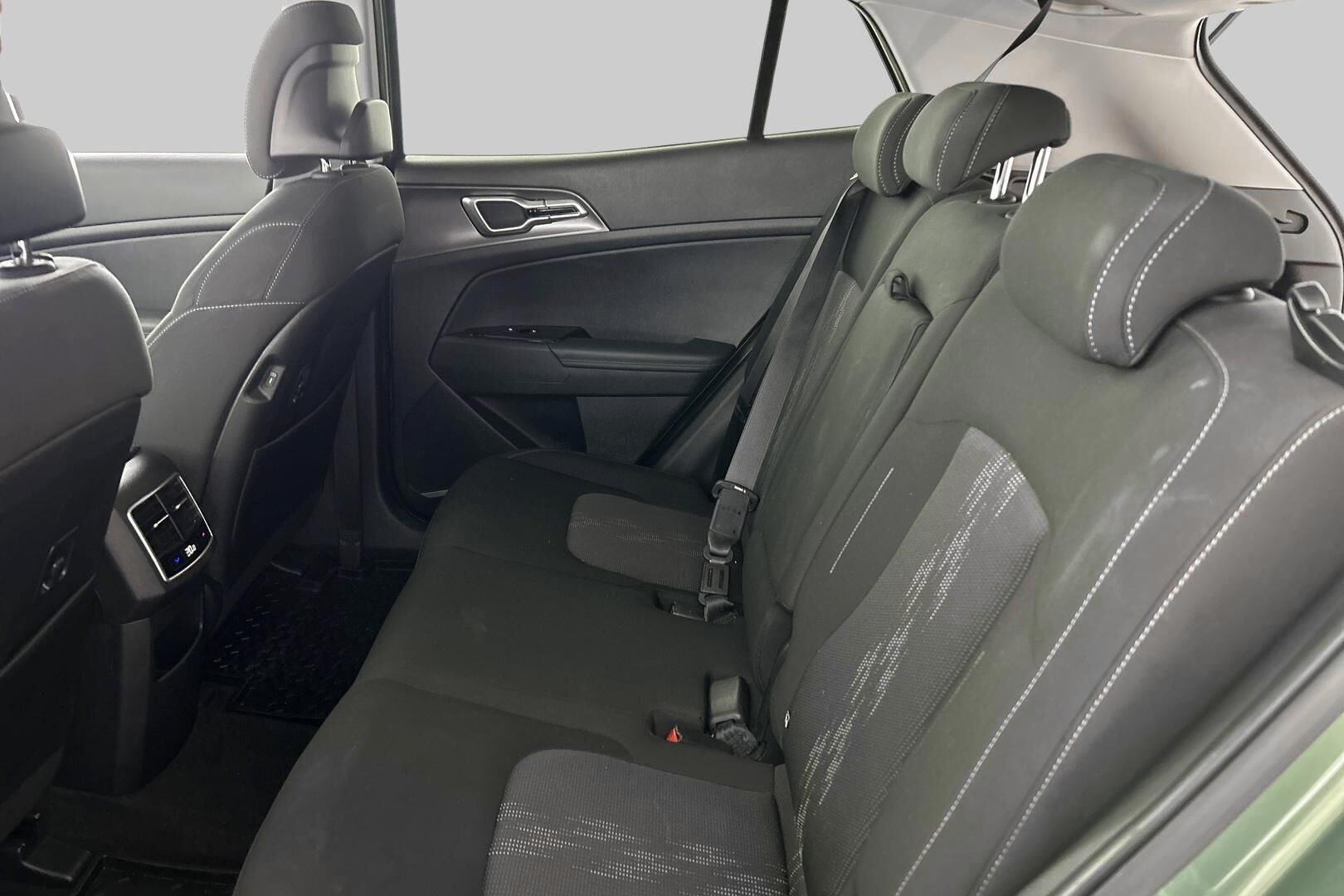 Kia Sportage iso kuva 9