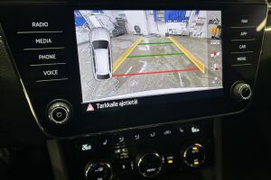 Skoda Superb esikatselu 23