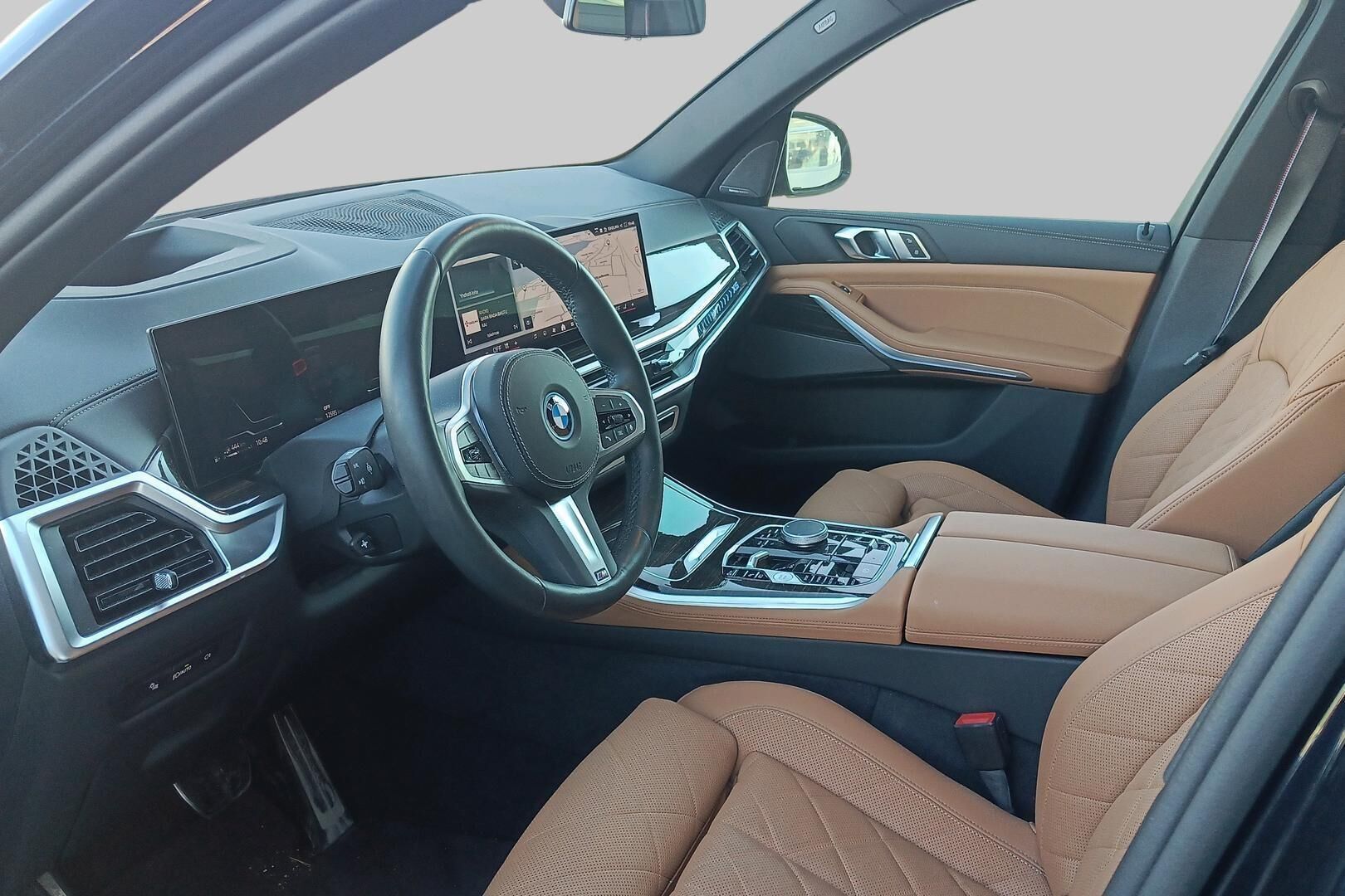 BMW X5 iso kuva 1