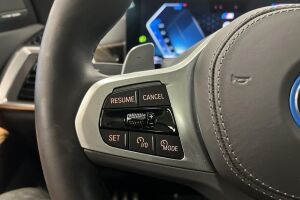 BMW X5 esikatselu 18