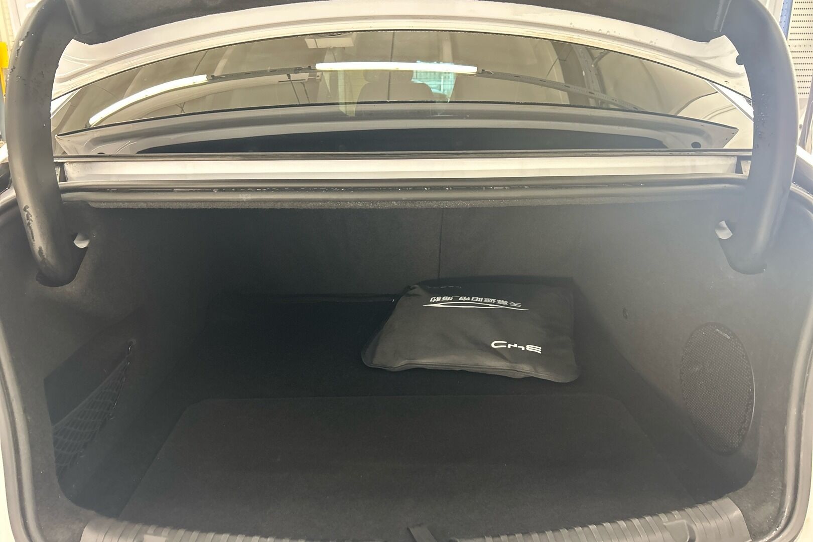 BYD Seal iso kuva 10
