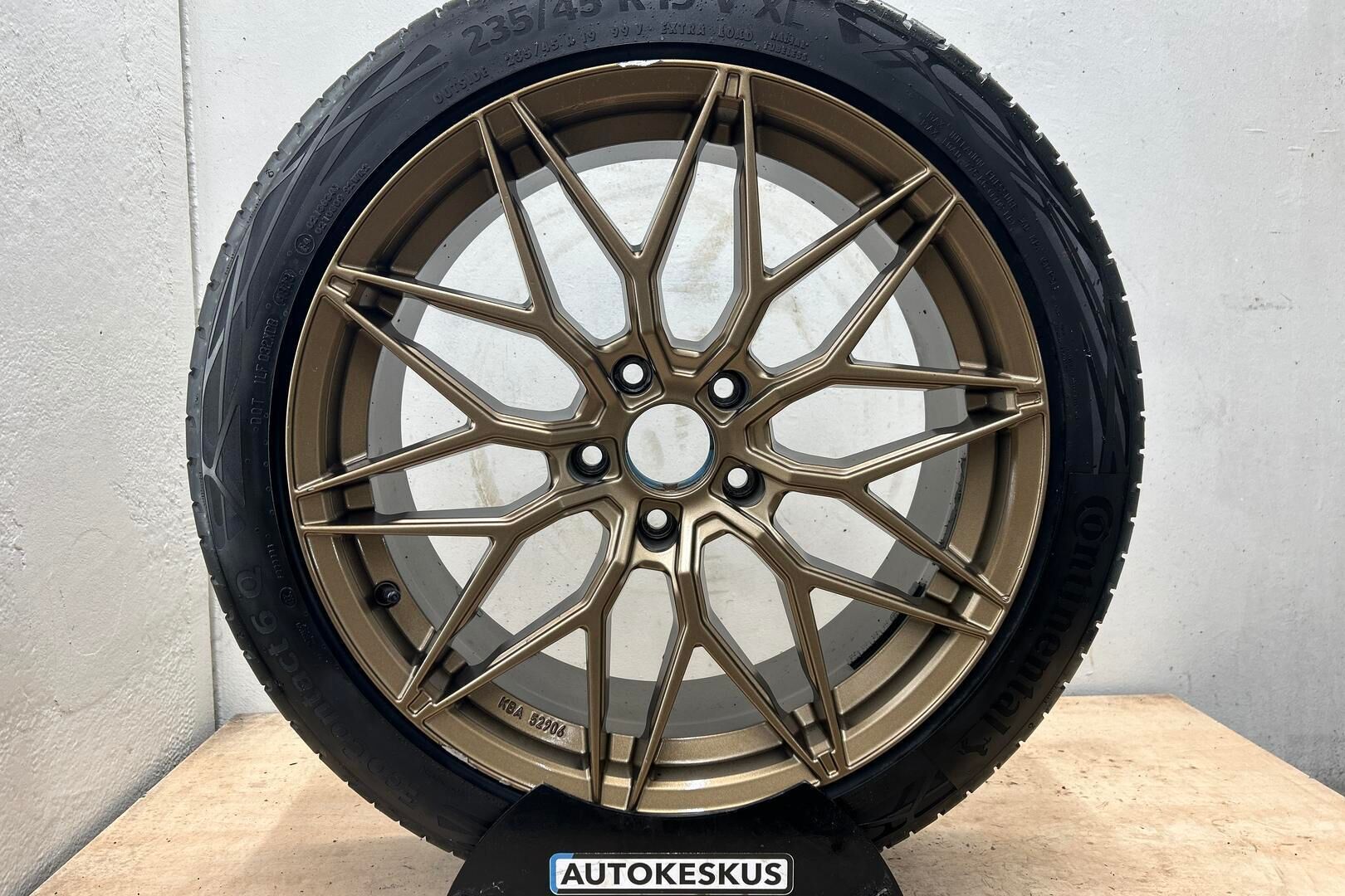 BYD Seal iso kuva 12