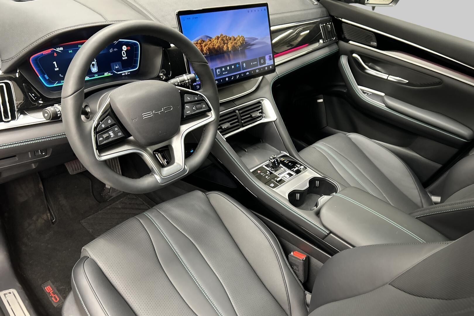 BYD Seal U iso kuva 8