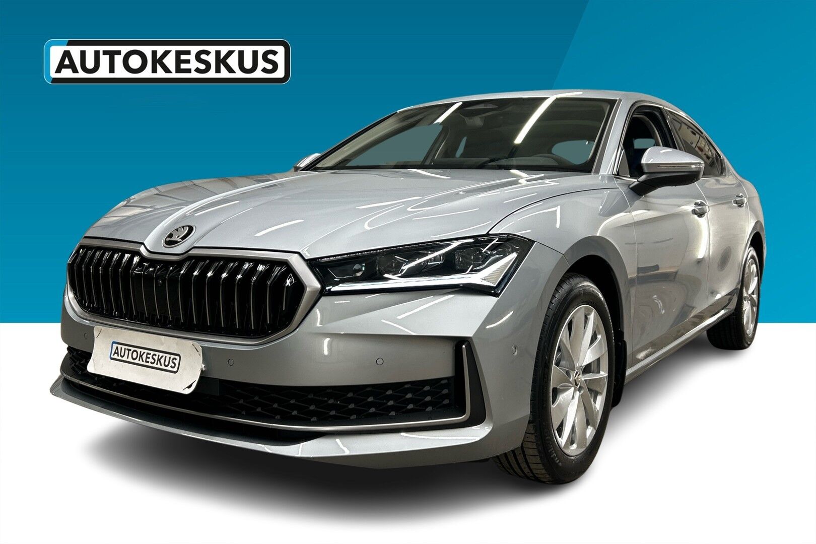 Skoda Superb iso kuva 0