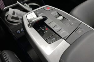 BMW X1 esikatselu 16