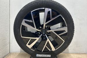 BYD SEAL esikatselu 12