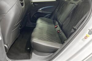 BYD SEAL esikatselu 9