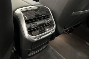 BMW I7 esikatselu 36