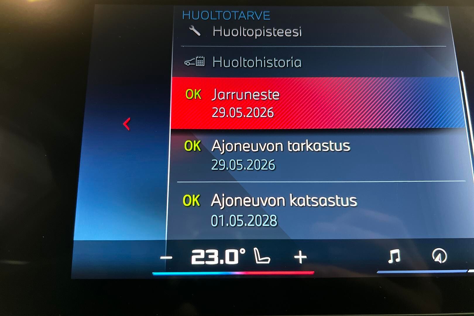BMW I5 M60 iso kuva 16