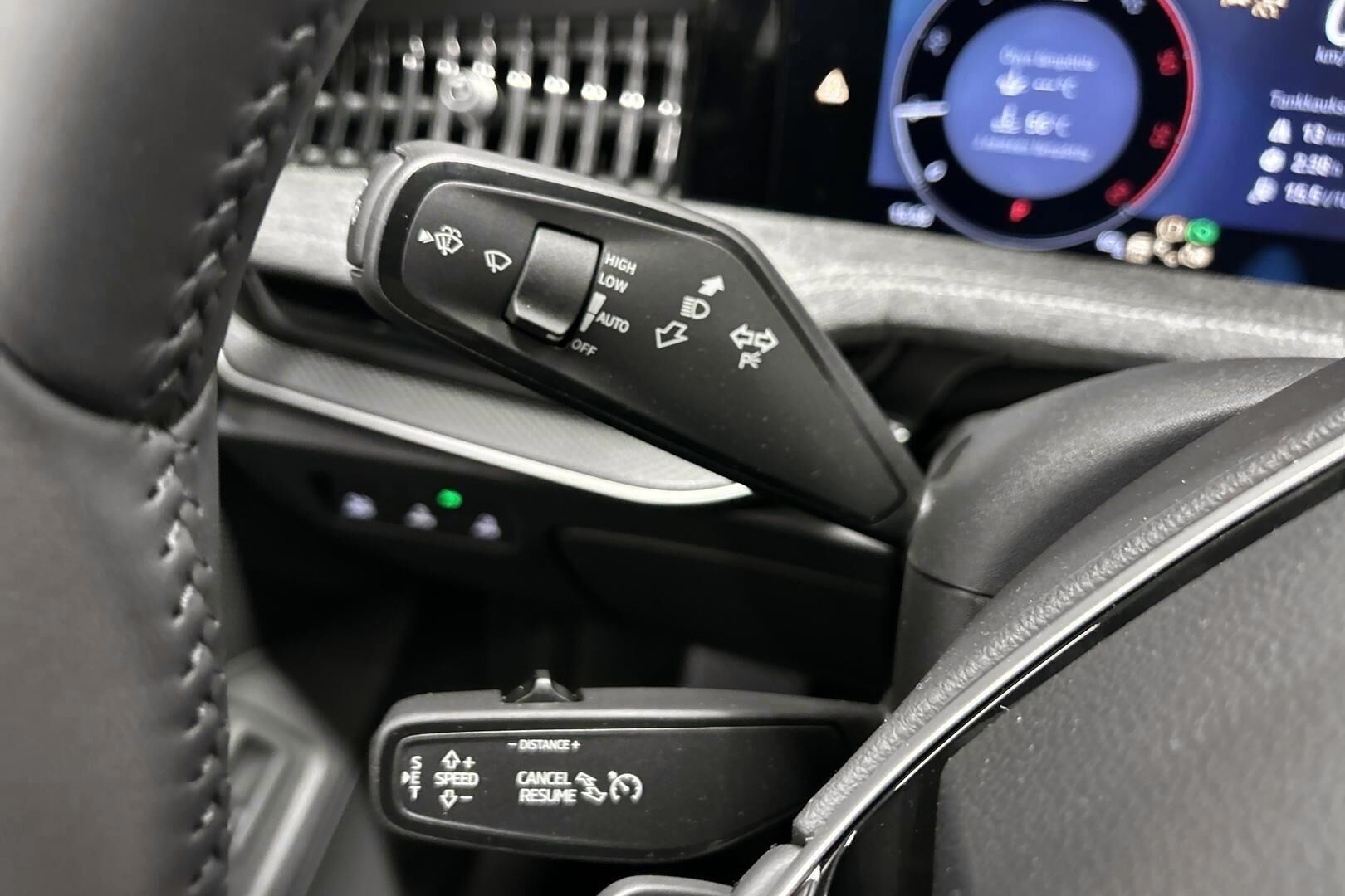 Skoda Superb iso kuva 22