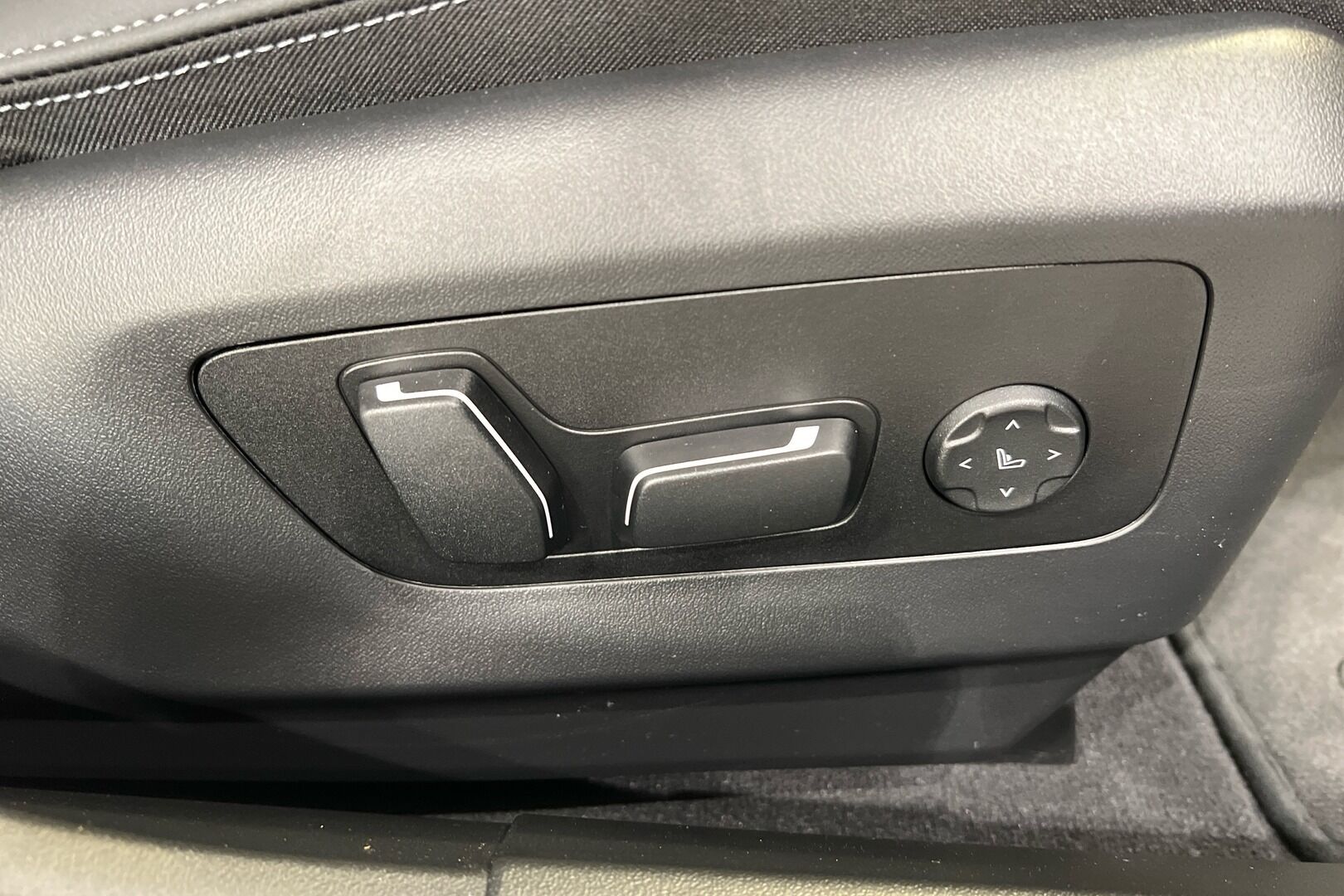 BMW I5 iso kuva 14