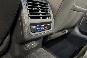 Volkswagen Golf esikatselu 31