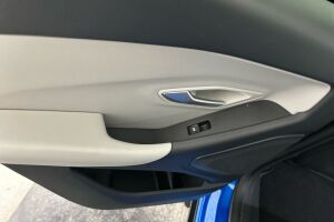Ford Explorer esikatselu 21