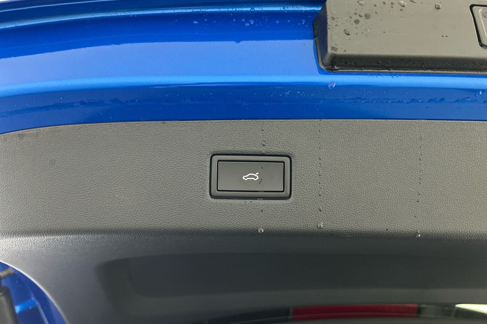Ford Explorer iso kuva 20