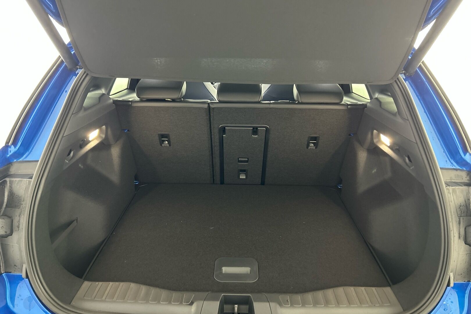 Ford Explorer iso kuva 26