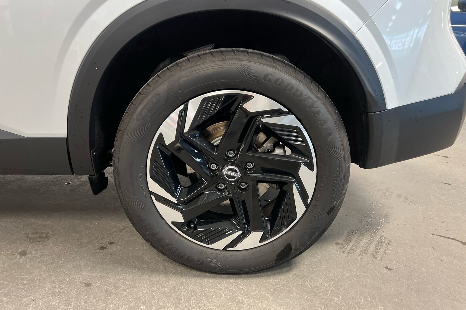 NISSAN QASHQAI iso kuva 9