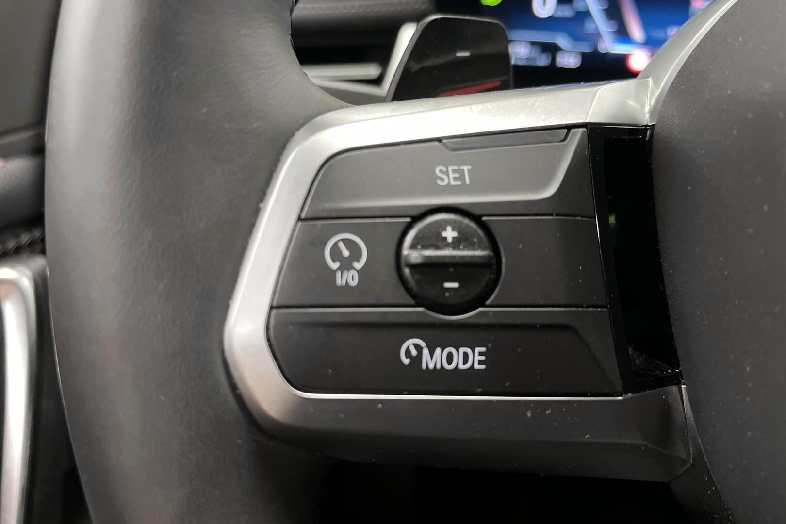 BMW X1 iso kuva 12