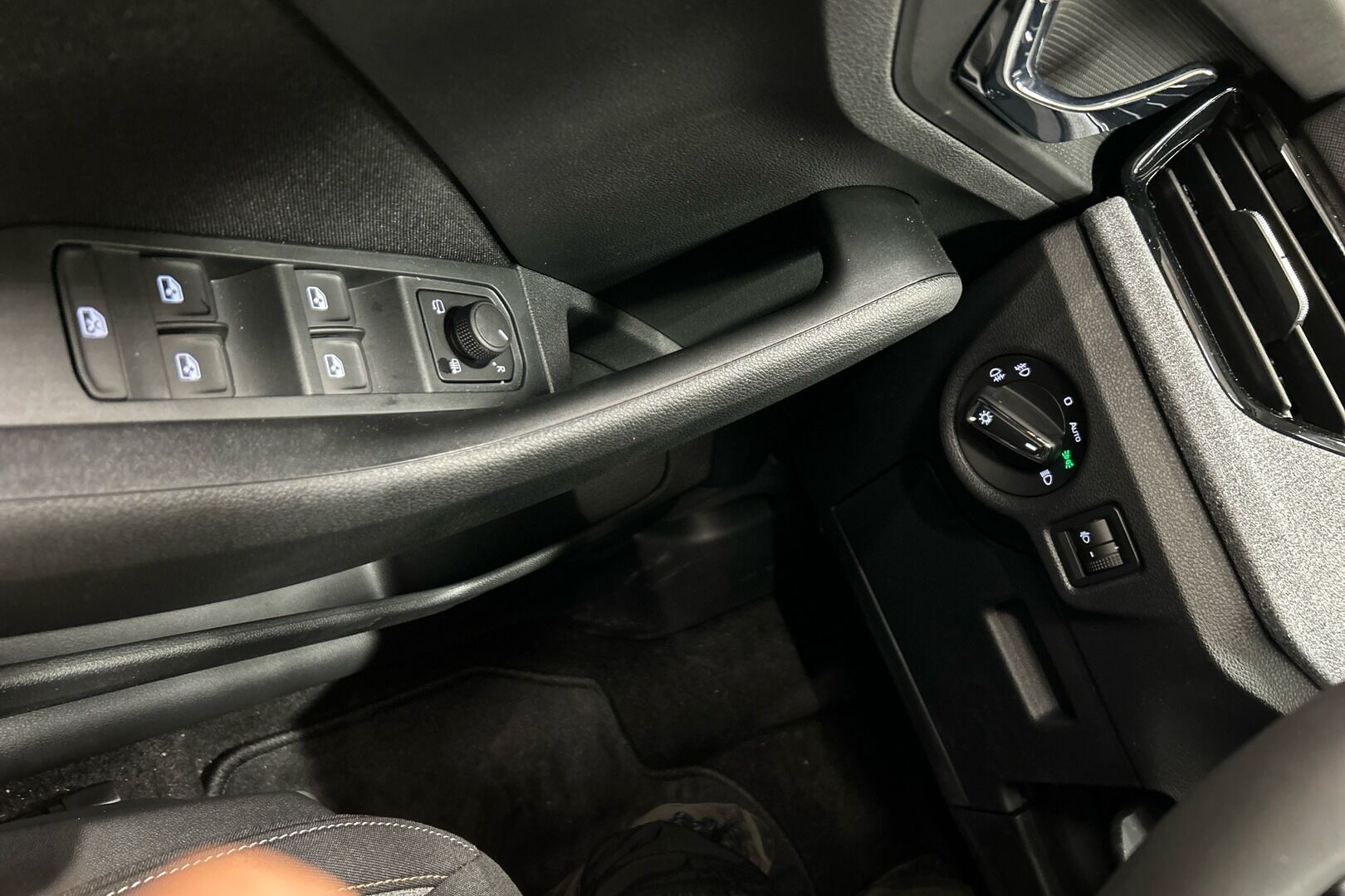 Skoda Scala iso kuva 16