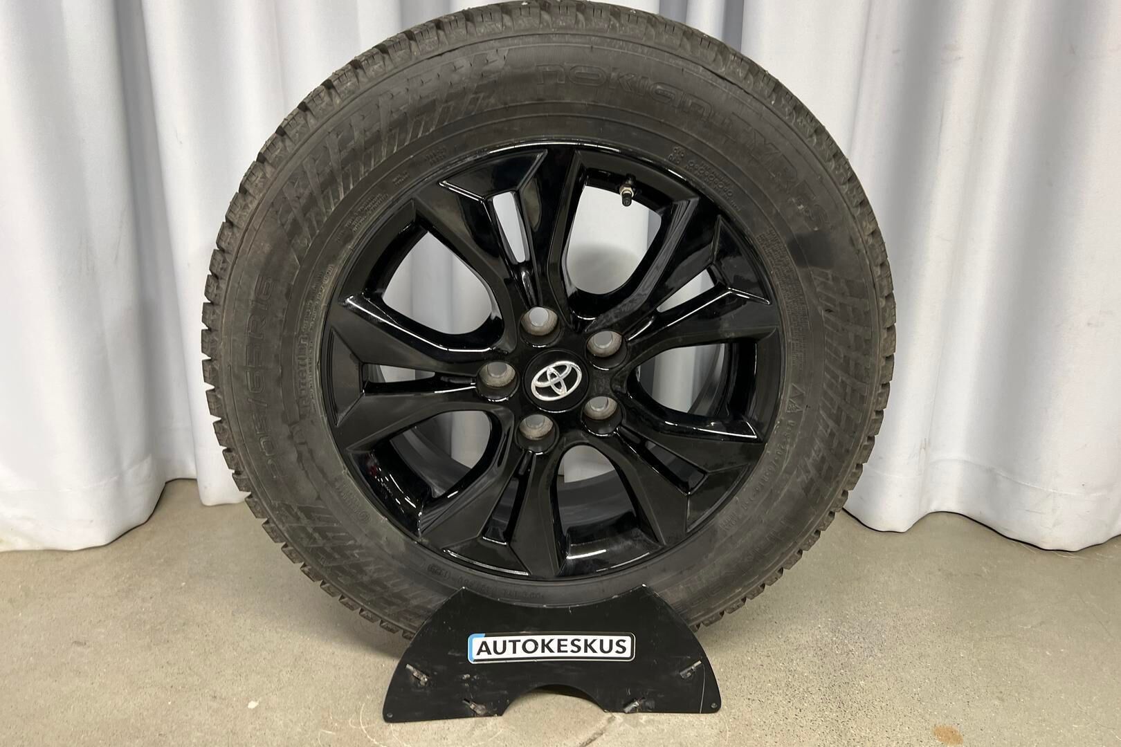 Toyota Yaris Cross iso kuva 19