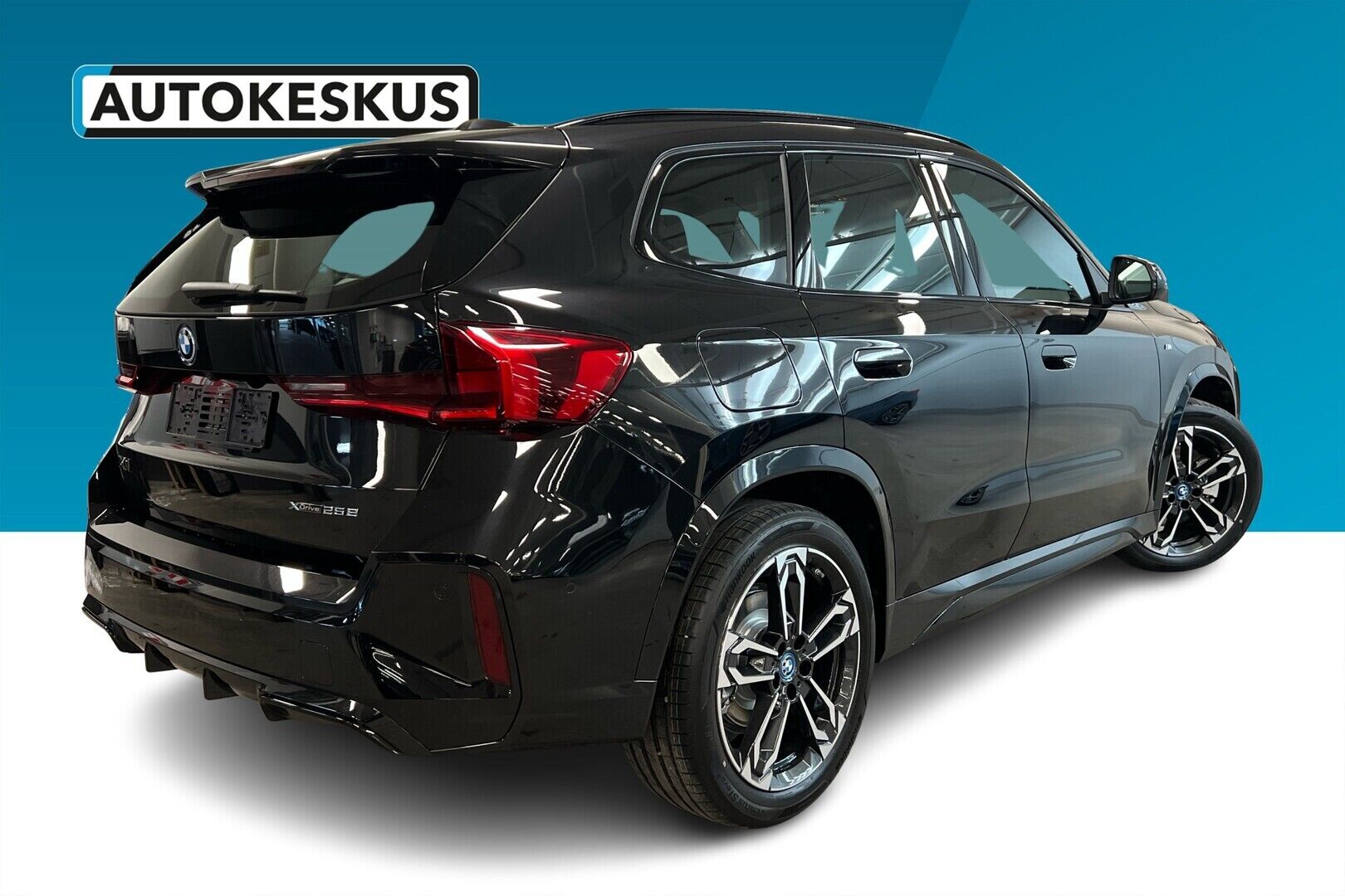 BMW X1 iso kuva 1