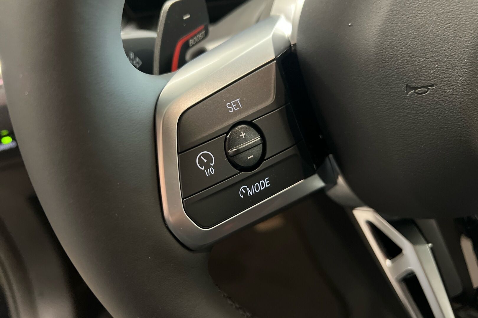 BMW X1 iso kuva 17