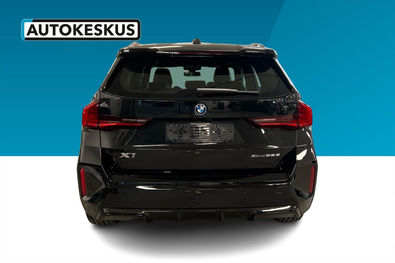 BMW X1 iso kuva 2