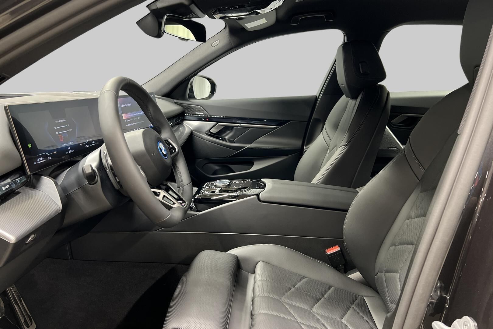 BMW 5-sarja iso kuva 8