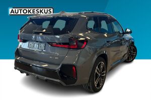 BMW iX1 esikatselu 1