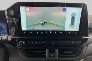 Ford Tourneo Custom esikatselu 19