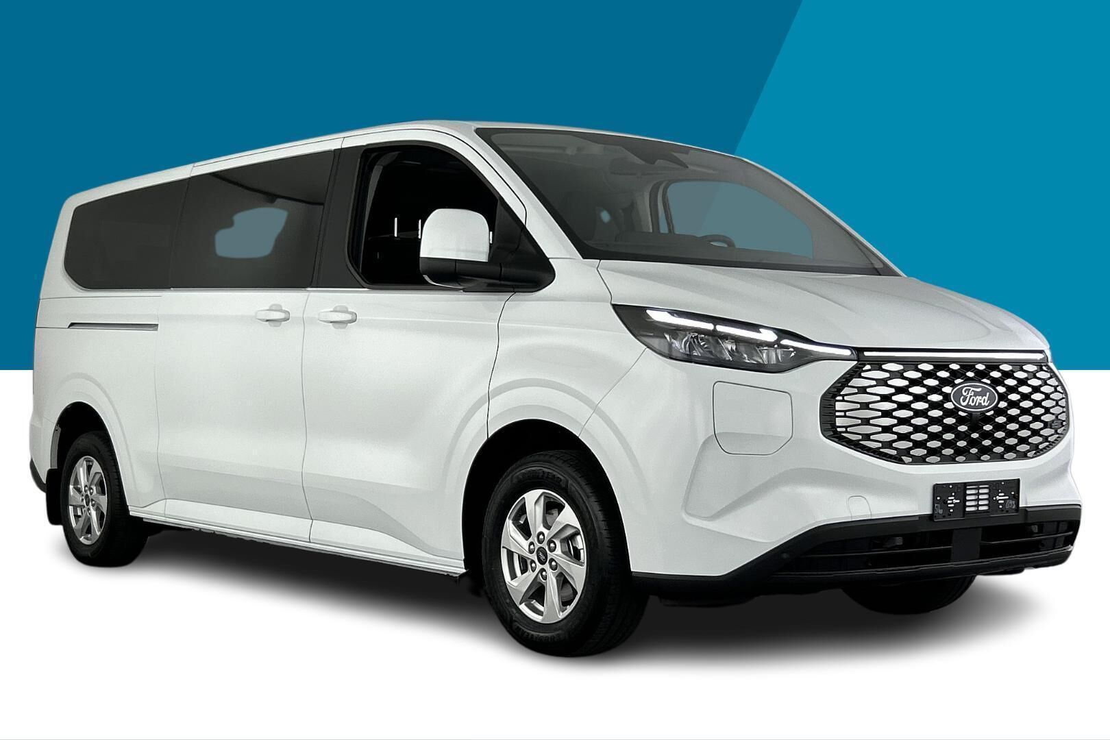 Ford Tourneo Custom iso kuva 2