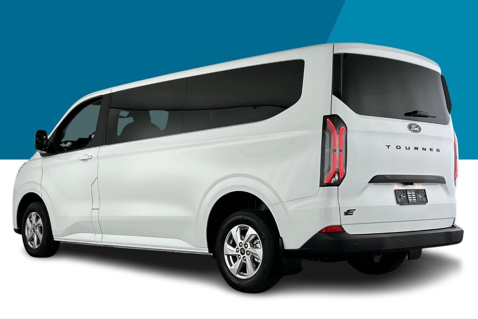 Ford Tourneo Custom iso kuva 5