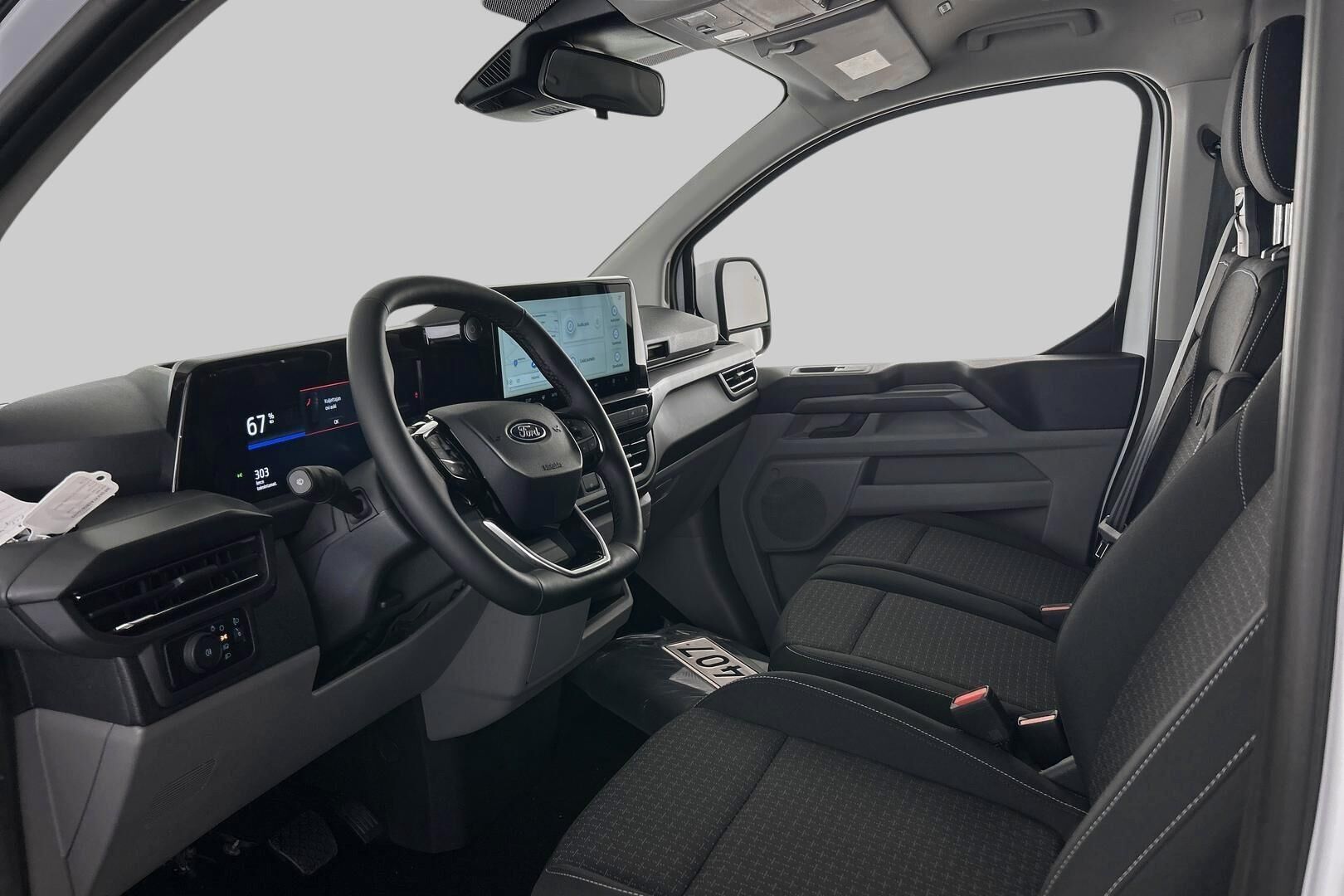 Ford Tourneo Custom iso kuva 8