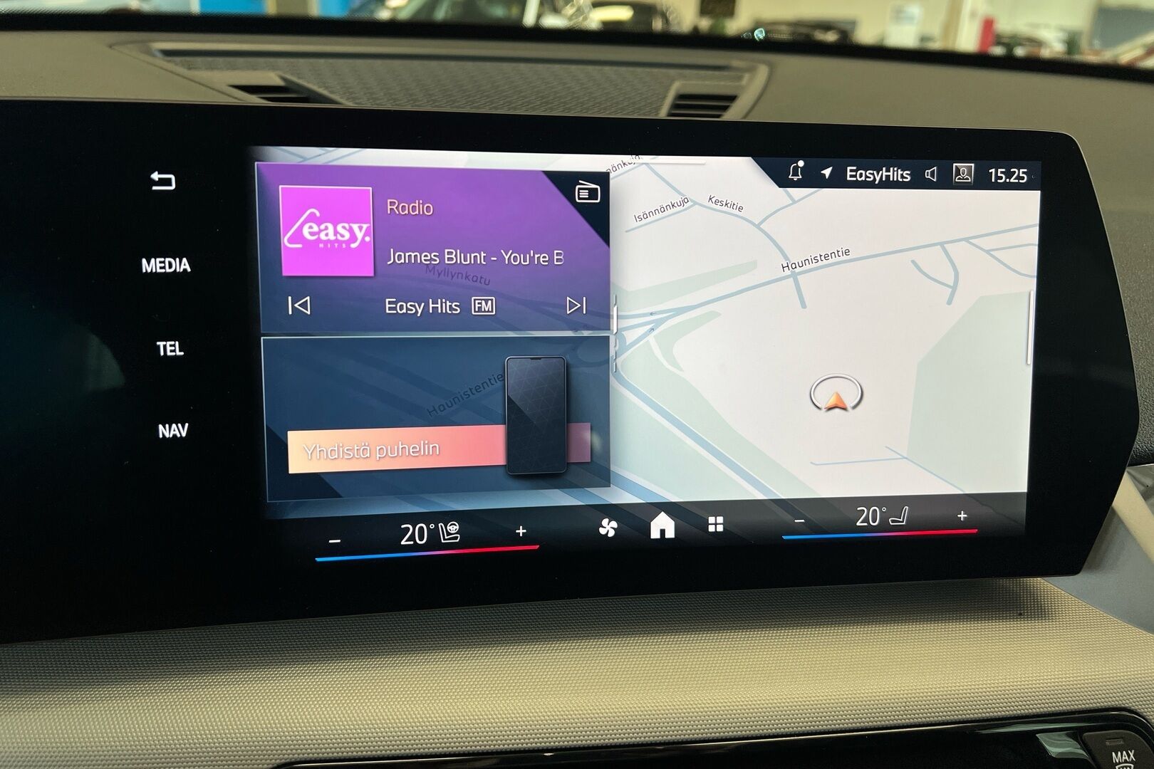 BMW X1 iso kuva 15