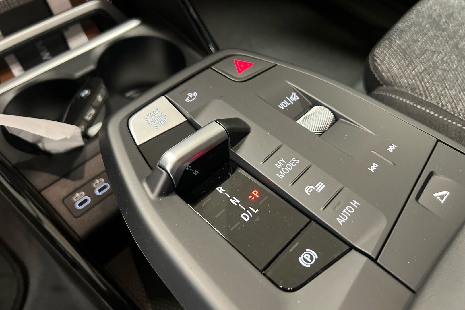 BMW X1 iso kuva 15