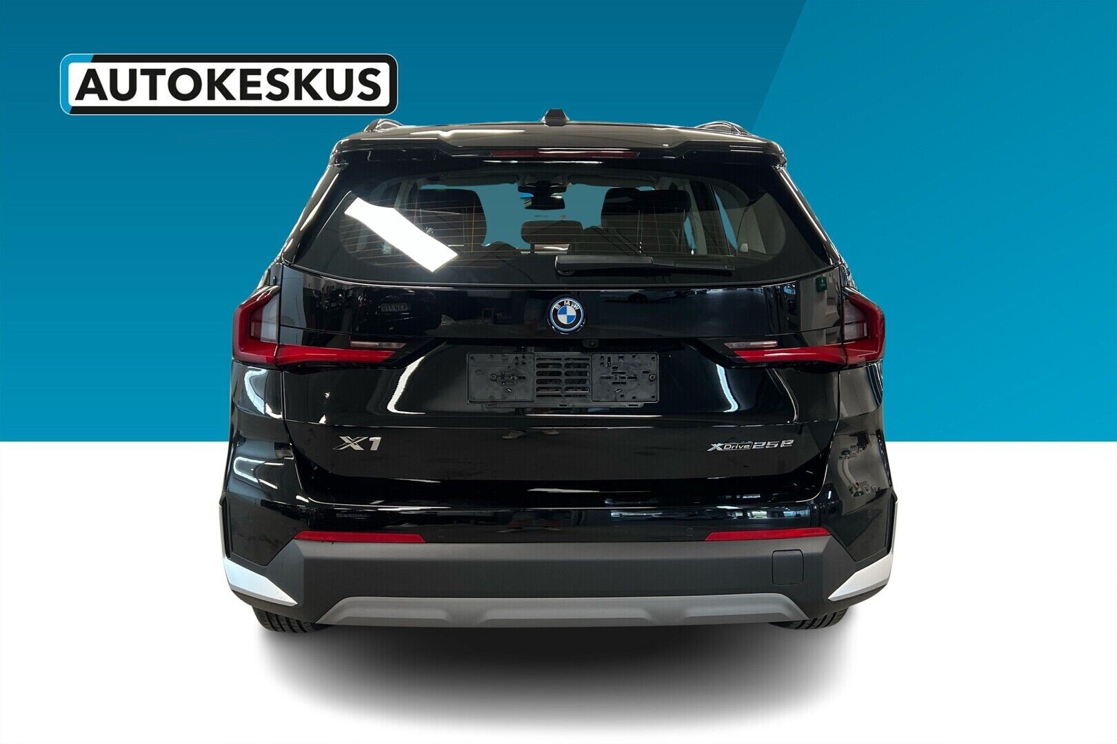 BMW X1 iso kuva 2