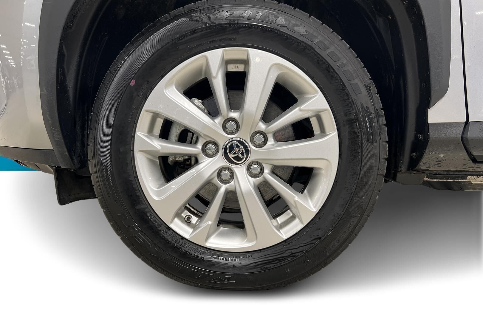 Toyota Yaris Cross iso kuva 12