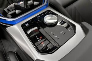 BMW X3 esikatselu 23