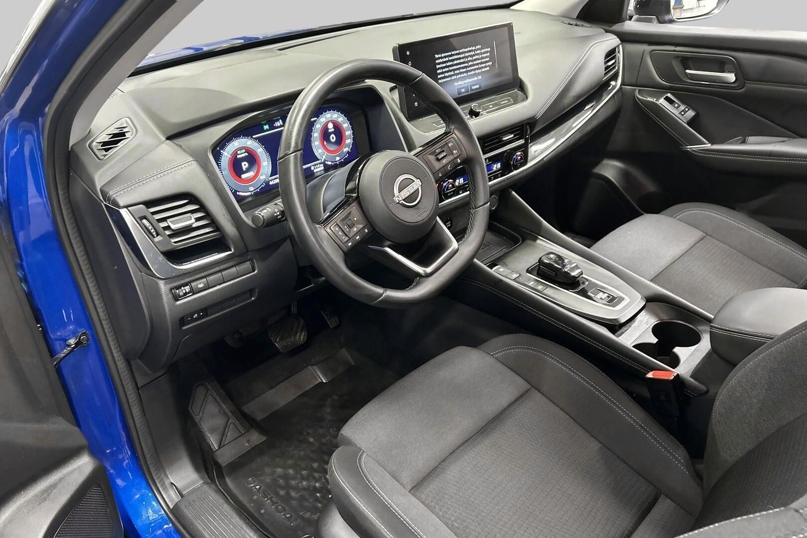 Nissan Qashqai iso kuva 6