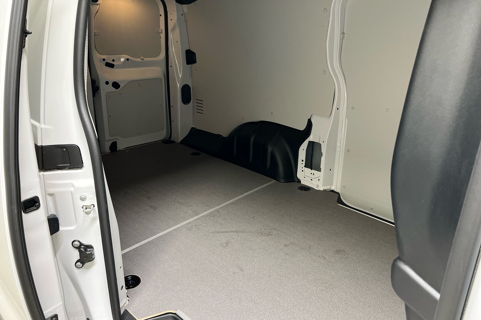 Toyota Proace iso kuva 8