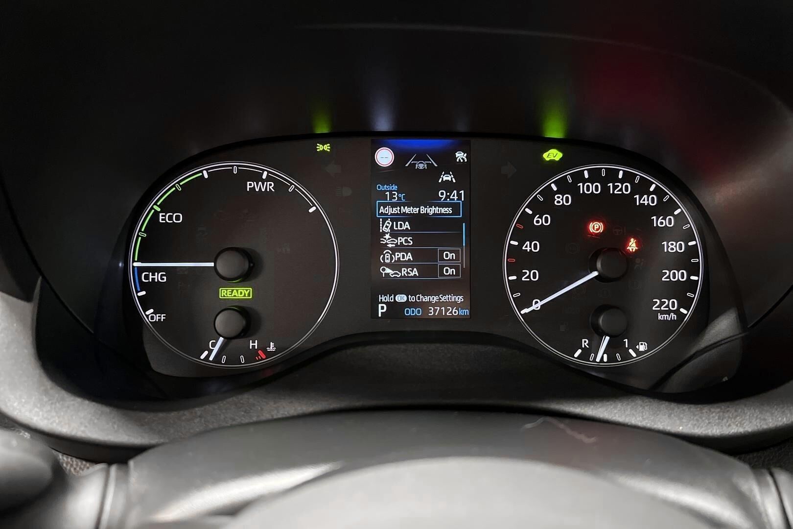 Toyota Yaris iso kuva 21