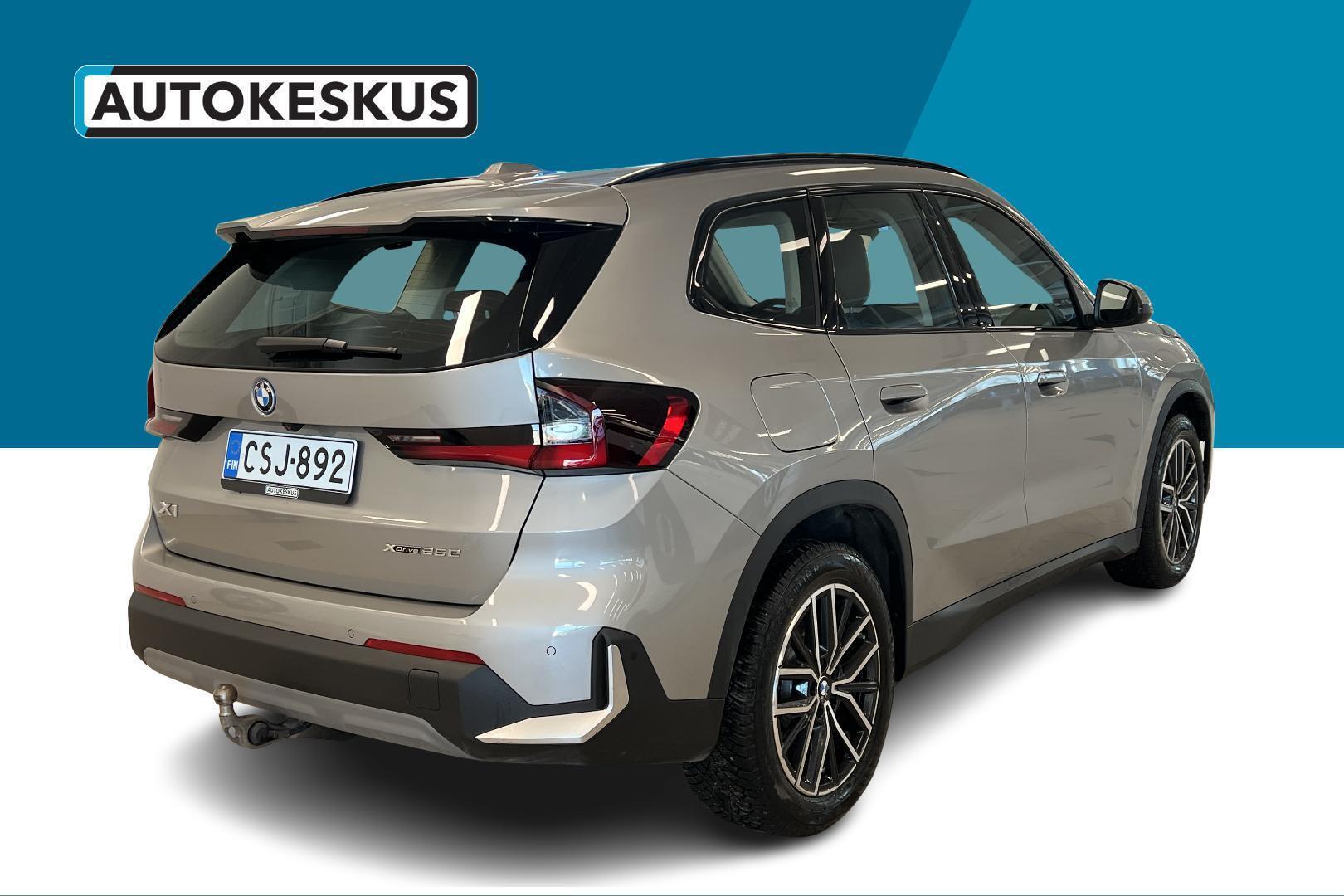 BMW X1 iso kuva 3