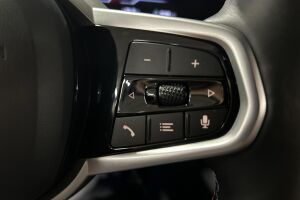 BMW i4 M60 esikatselu 21