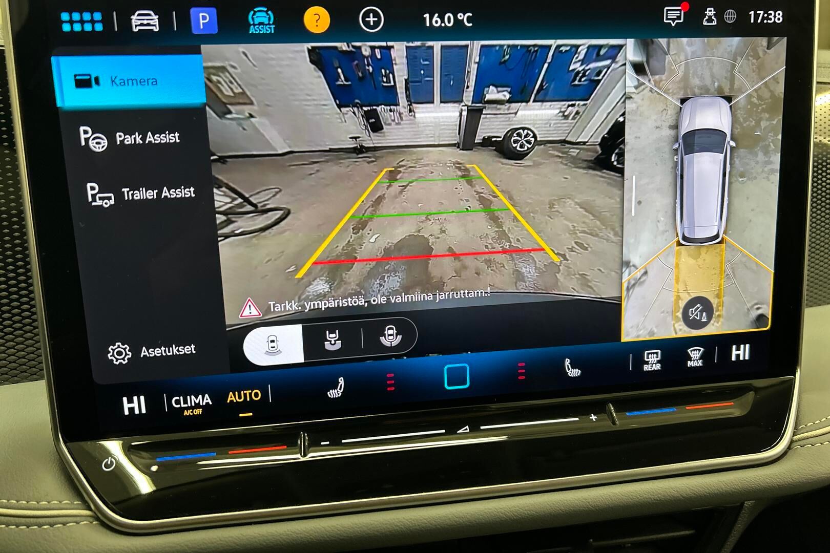 Volkswagen Passat iso kuva 13