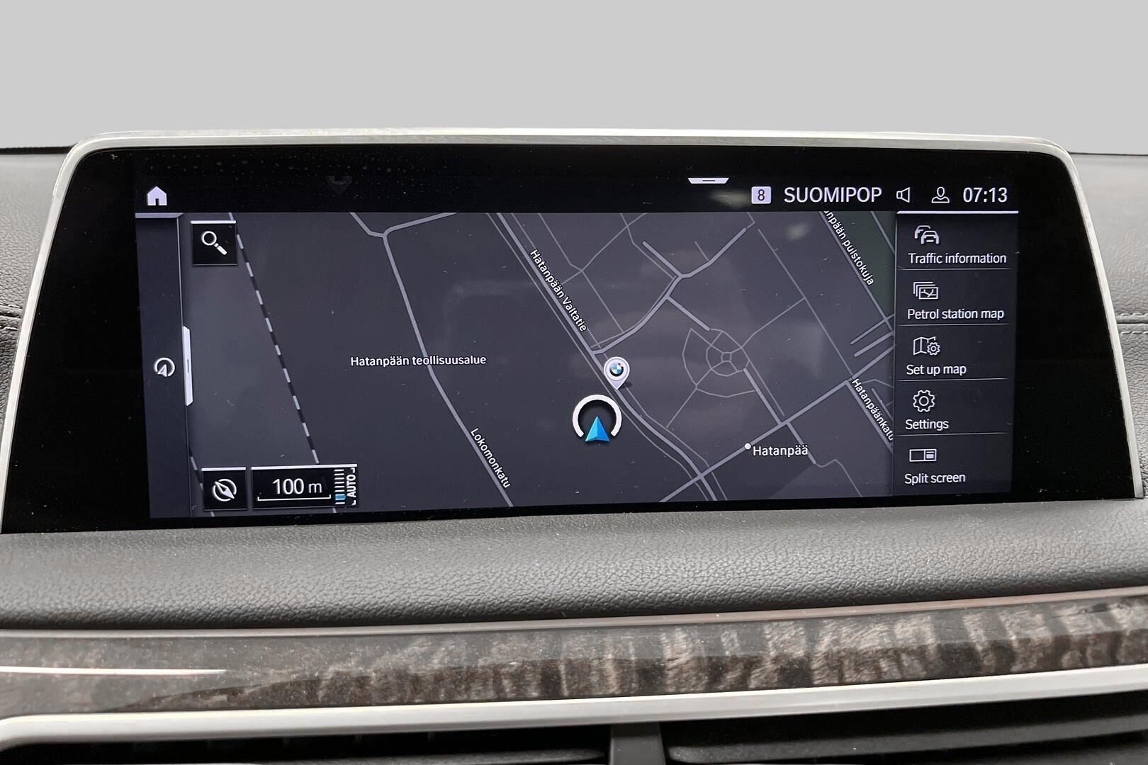 BMW 7-sarja iso kuva 14