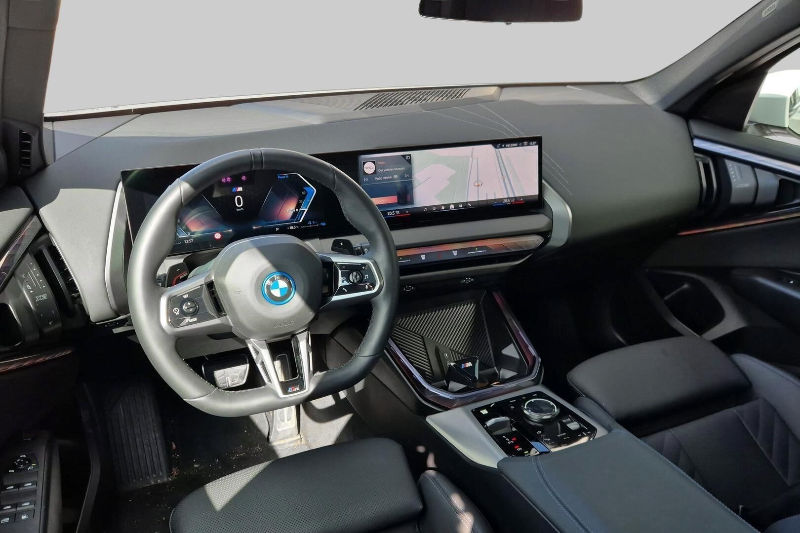 BMW X3 iso kuva 1