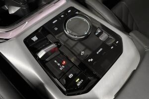 BMW X3 esikatselu 26