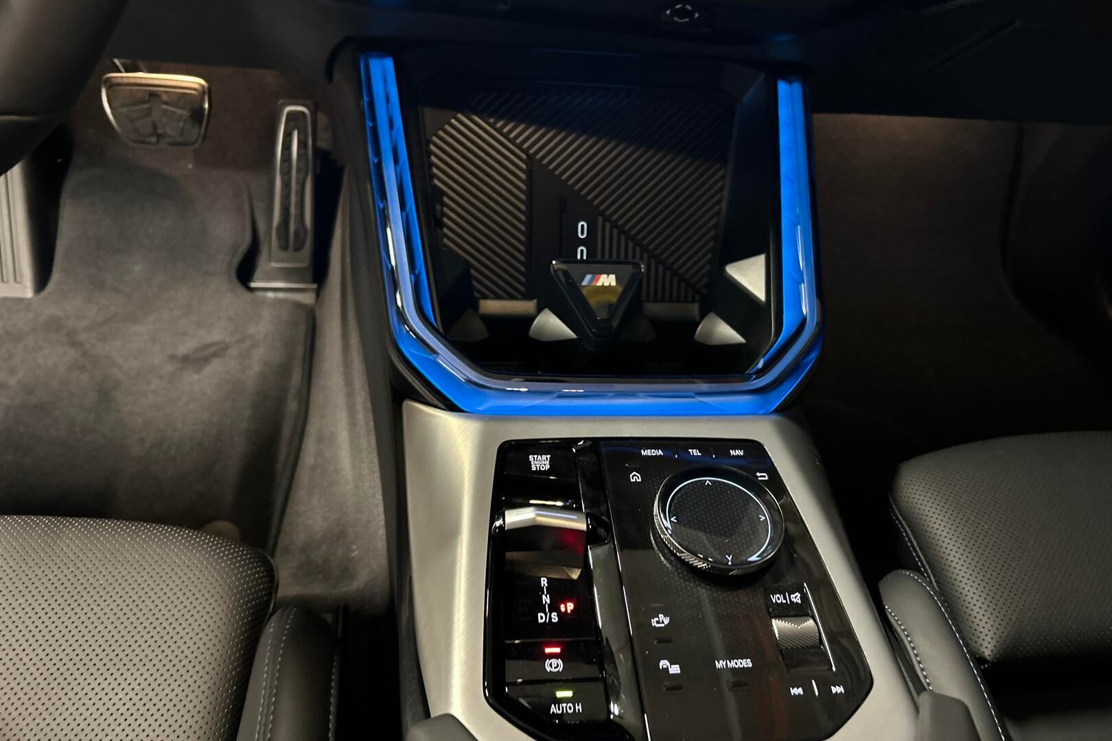 BMW X3 iso kuva 15
