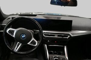 BMW i4 esikatselu 1