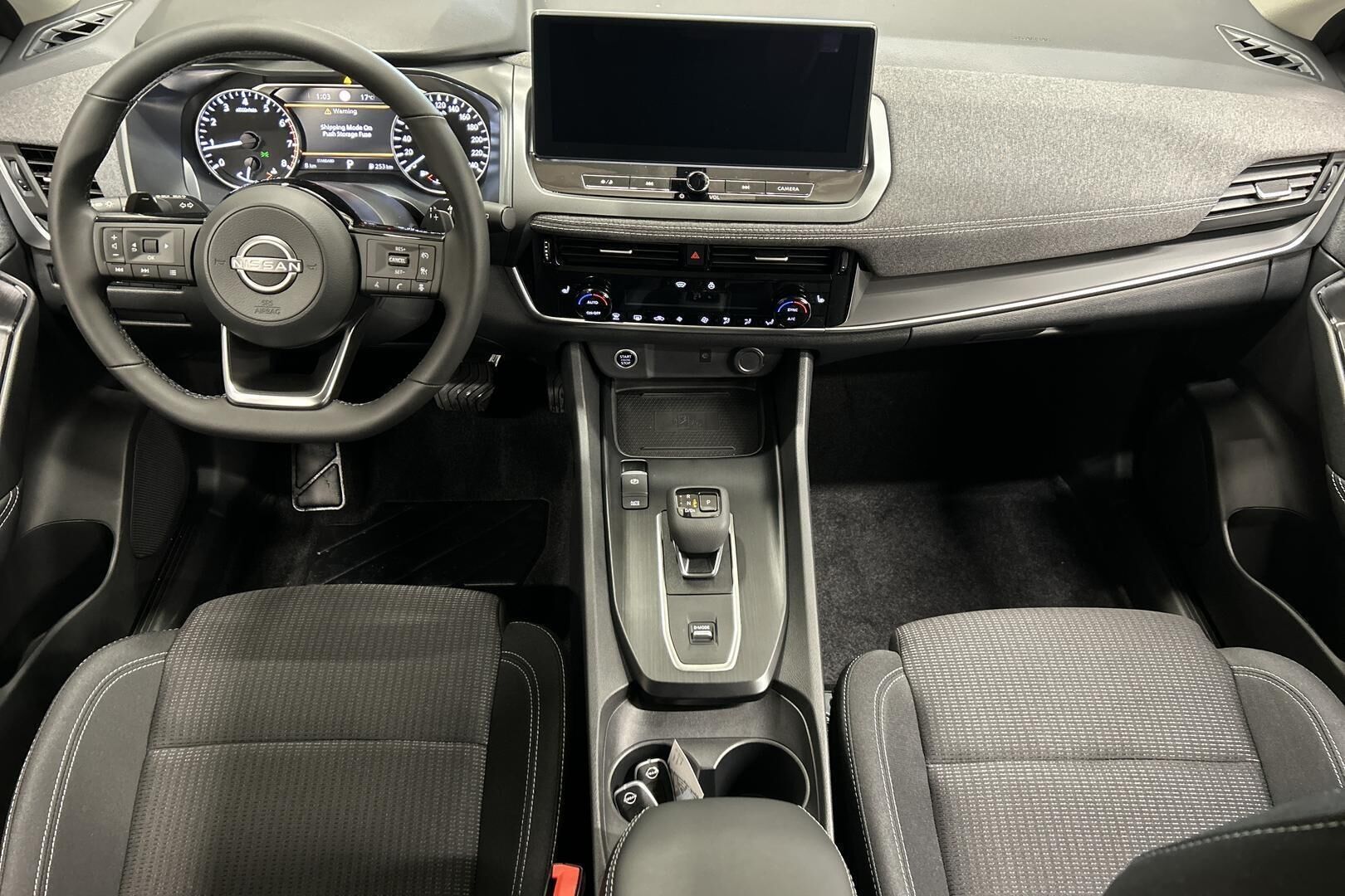 Nissan Qashqai iso kuva 13