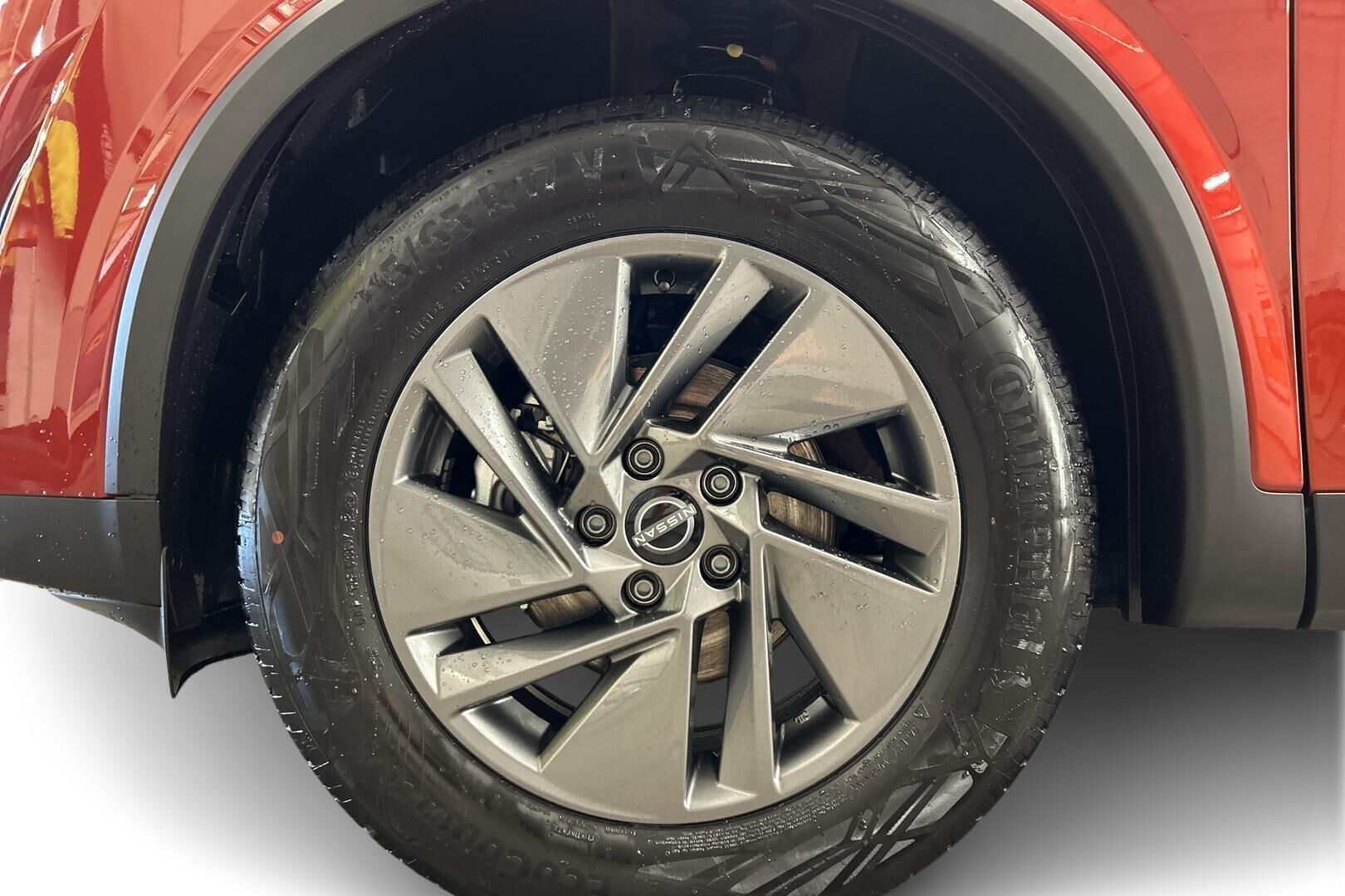 Nissan Qashqai iso kuva 15